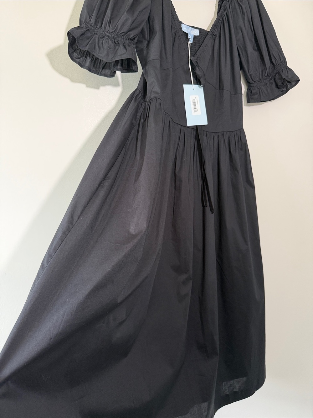 Hill House Black Puff-Sleeve Midi Dress with Gathered Waist - Picture 6 of 12